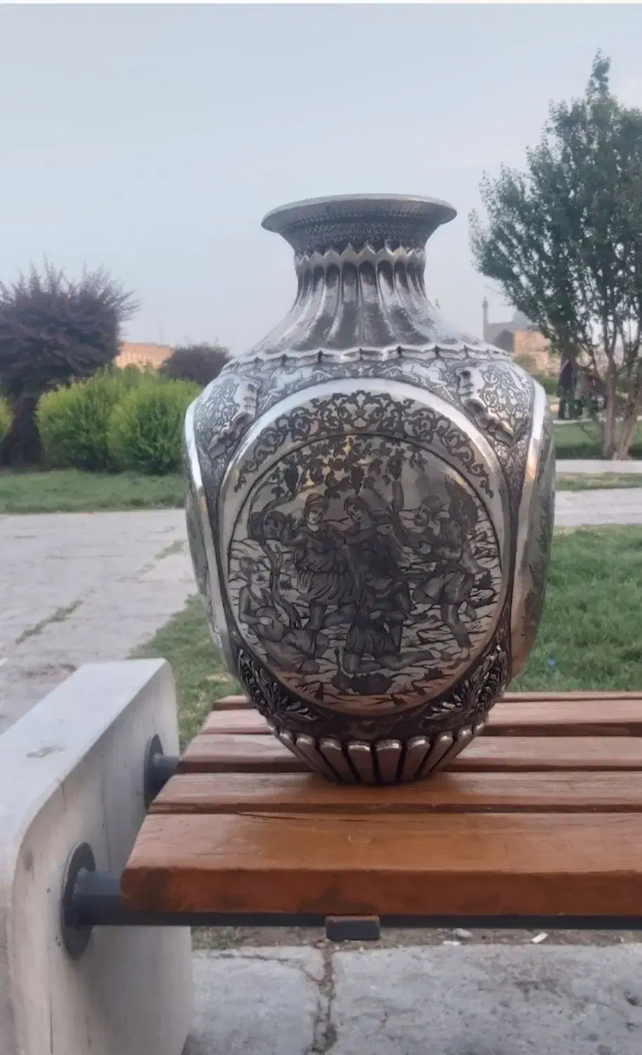 گلدان مسی قلم بزم خیام|صنایع دستی و سایر لوازم تزئینی|اصفهان, سلطان‌آباد|دیوار