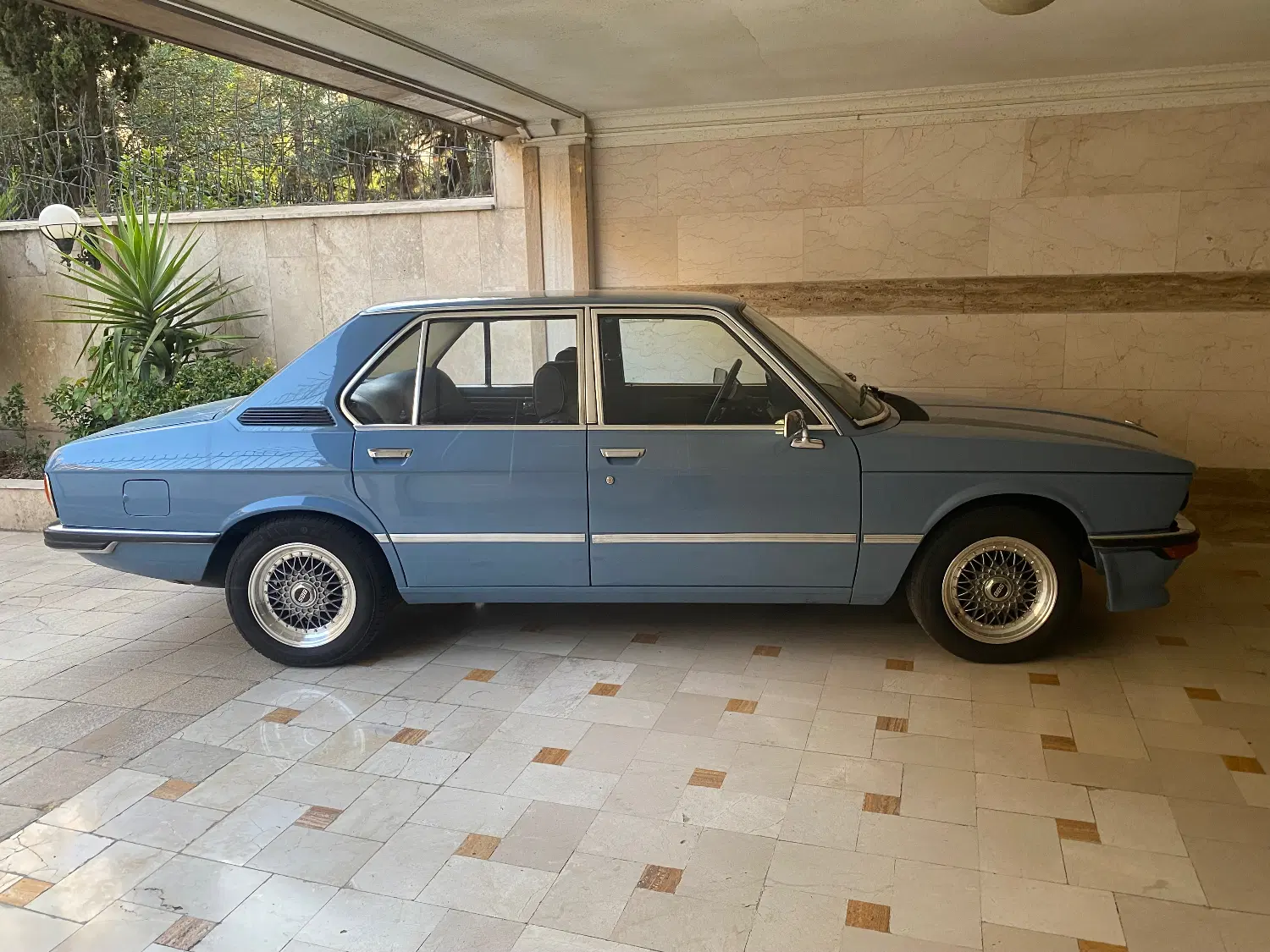 BMW 518|خودرو کلاسیک|تهران, تهرانپارس جنوبی|دیوار