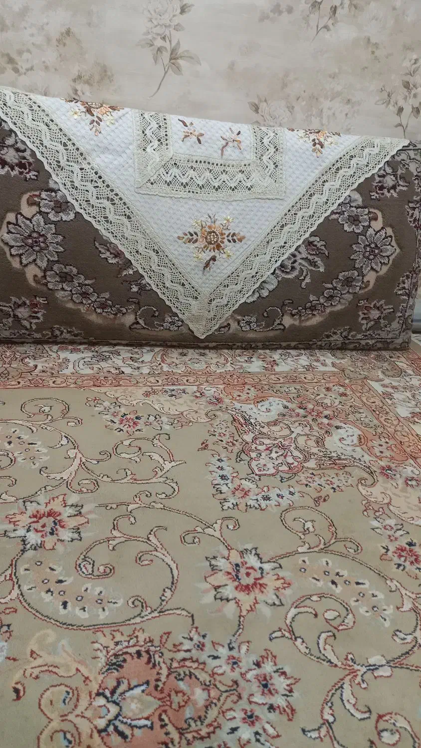 پشتی در حد نو|پشتی|ورامین, ورامین|دیوار