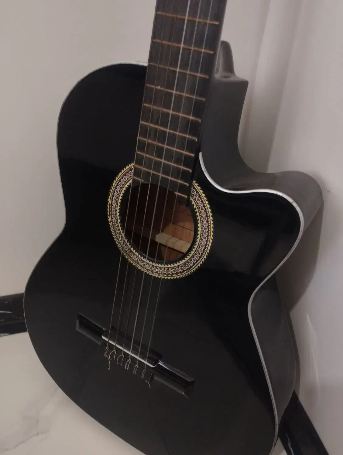 گیتار|گیتار، بیس، امپلیفایر|بجنورد, |دیوار