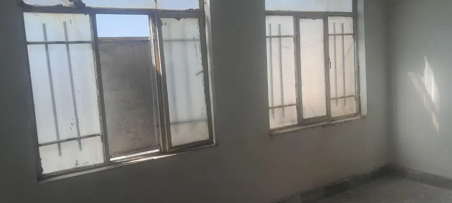 ۵۵متری سه طبقه ۱۲متر گارگر کوچه شهید بیریا|اجارهٔ خانه و ویلا|بروجرد, |دیوار