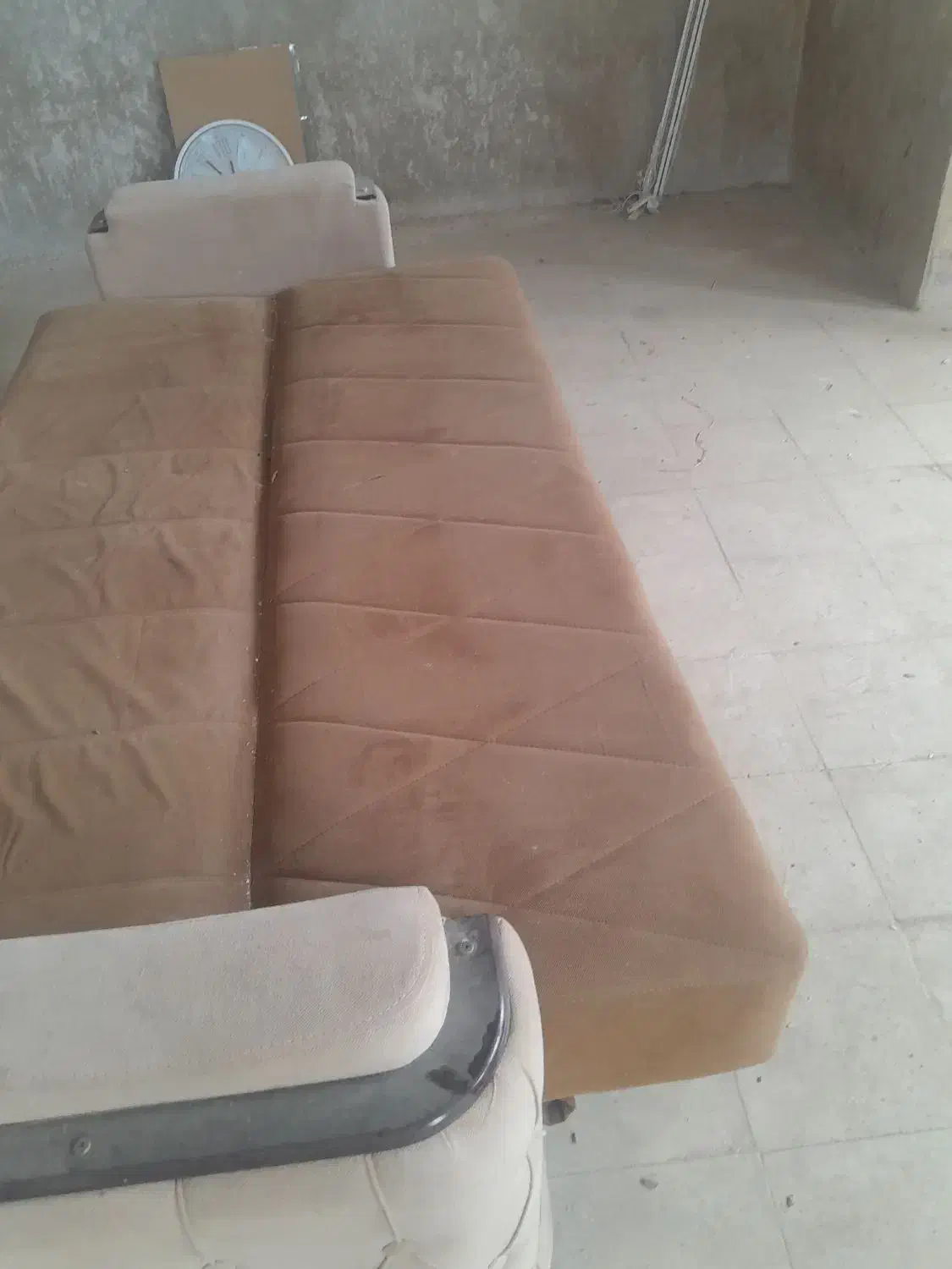 مبل ۳ نفر تختخواب شو آیناز|مبلمان خانگی و میز عسلی|گناباد, |دیوار