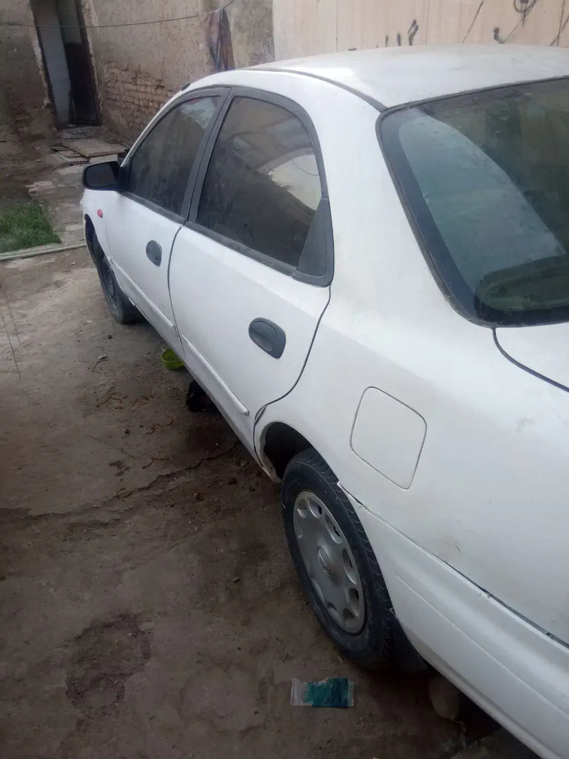 مزدا ۳۲۳  مدل ۷۸|خودرو سواری و وانت|زاهدان, |دیوار