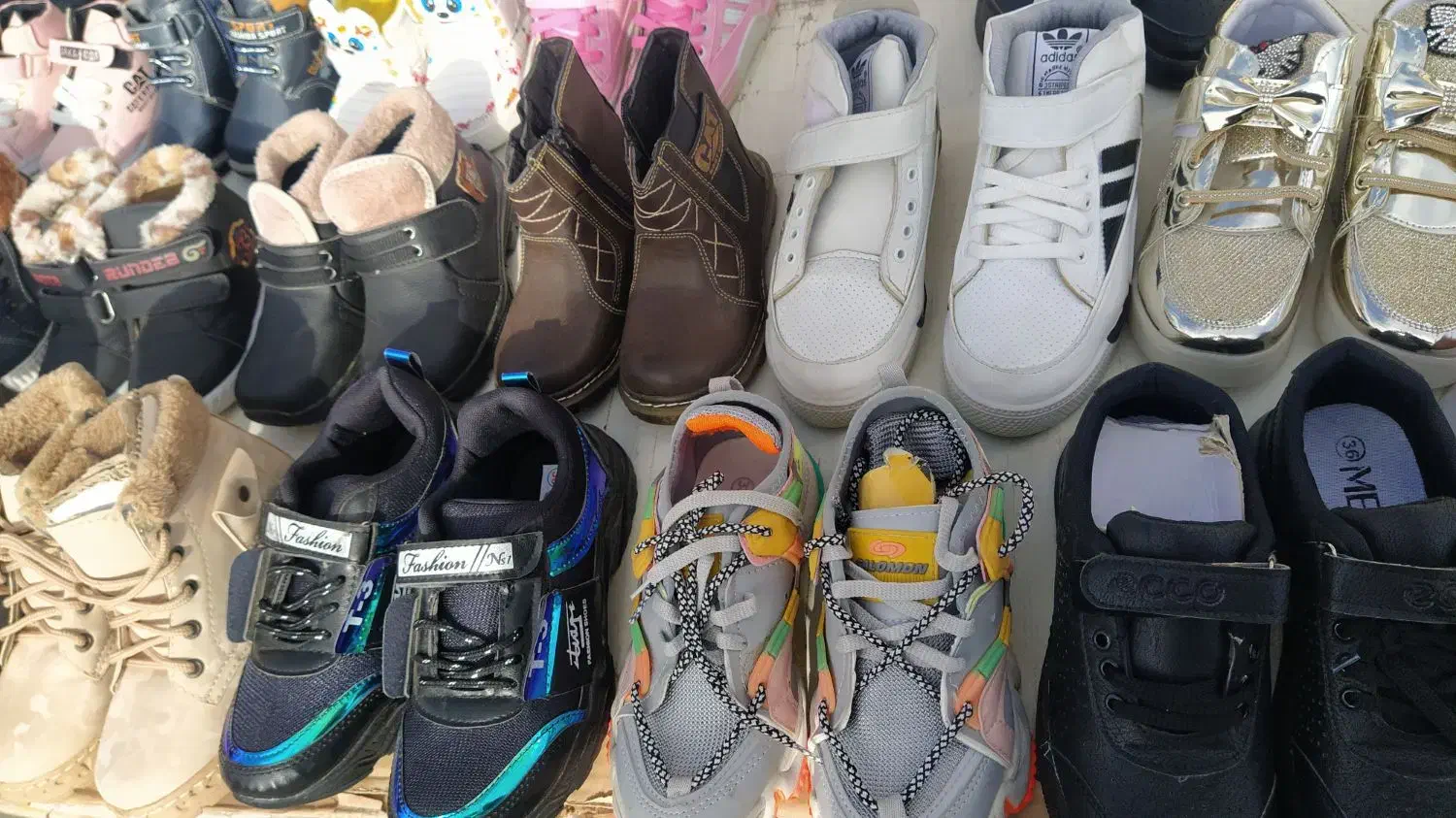 حراج کفش به صورت عمده|کیف، کفش، کمربند|قروه, |دیوار