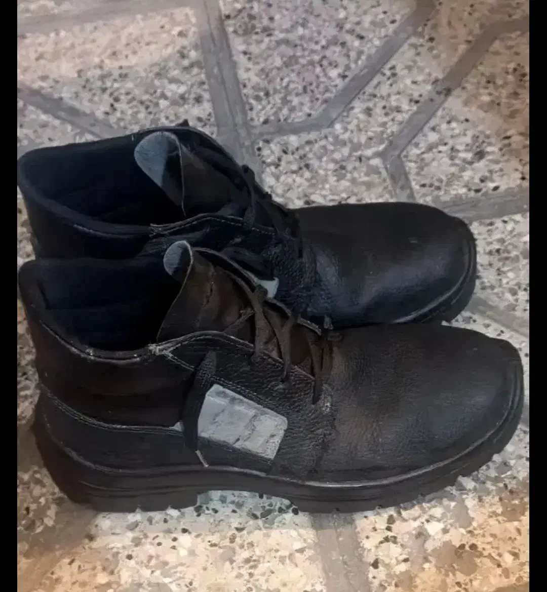 کفش ایمنی|کیف، کفش، کمربند|مشهد, رده|دیوار