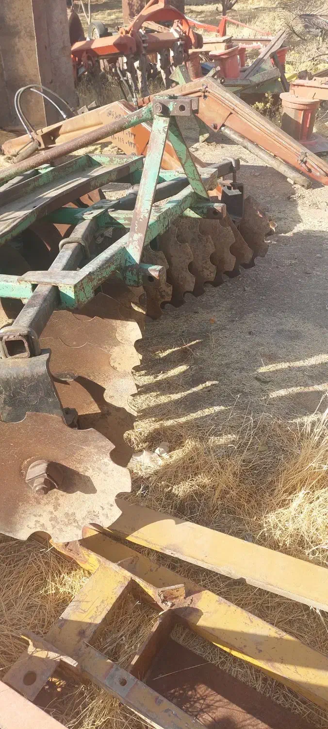 ۲ عدد دیکس ۲۸ پره فابریک رومانی|ماشینآلات صنعتی|پیر سلیمان, |دیوار