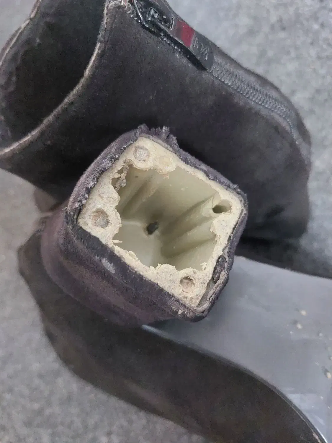 نیم بوت|کیف، کفش، کمربند|گرگان, |دیوار