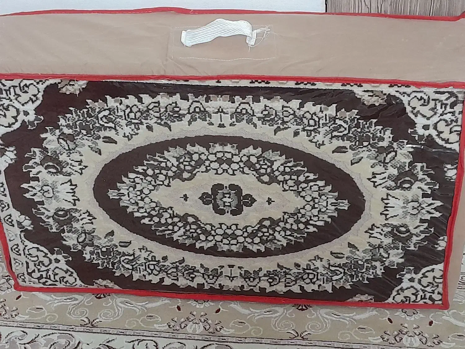 پشتی نو|پشتی|قزوین, |دیوار