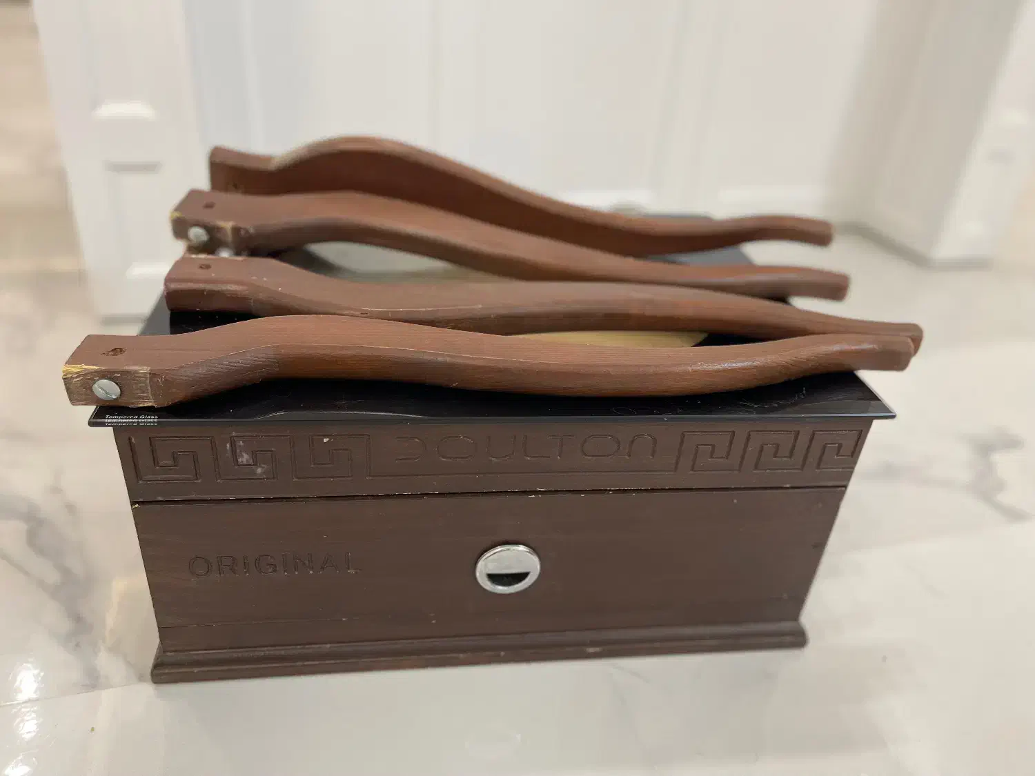 پایه ی قاشق وچنگال|ظروف سرو و پذیرایی|چناران, |دیوار