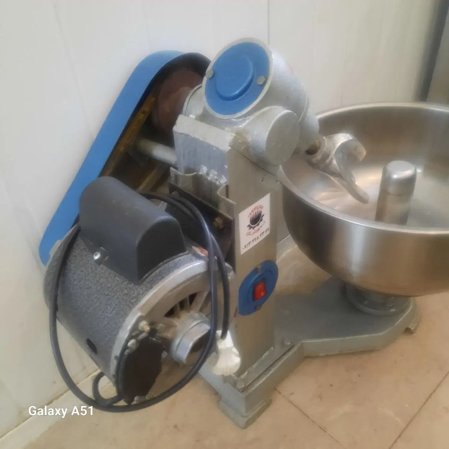 خمیر زن|کافی‌شاپ و رستوران|اصفهان, منتظرالمهدی|دیوار