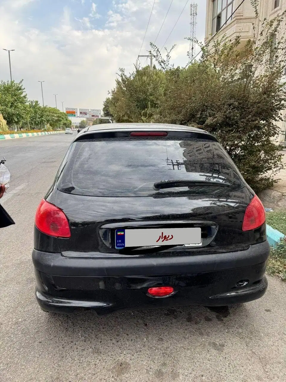 206مدل ۸۳|خودرو سواری و وانت|سیرجان, |دیوار