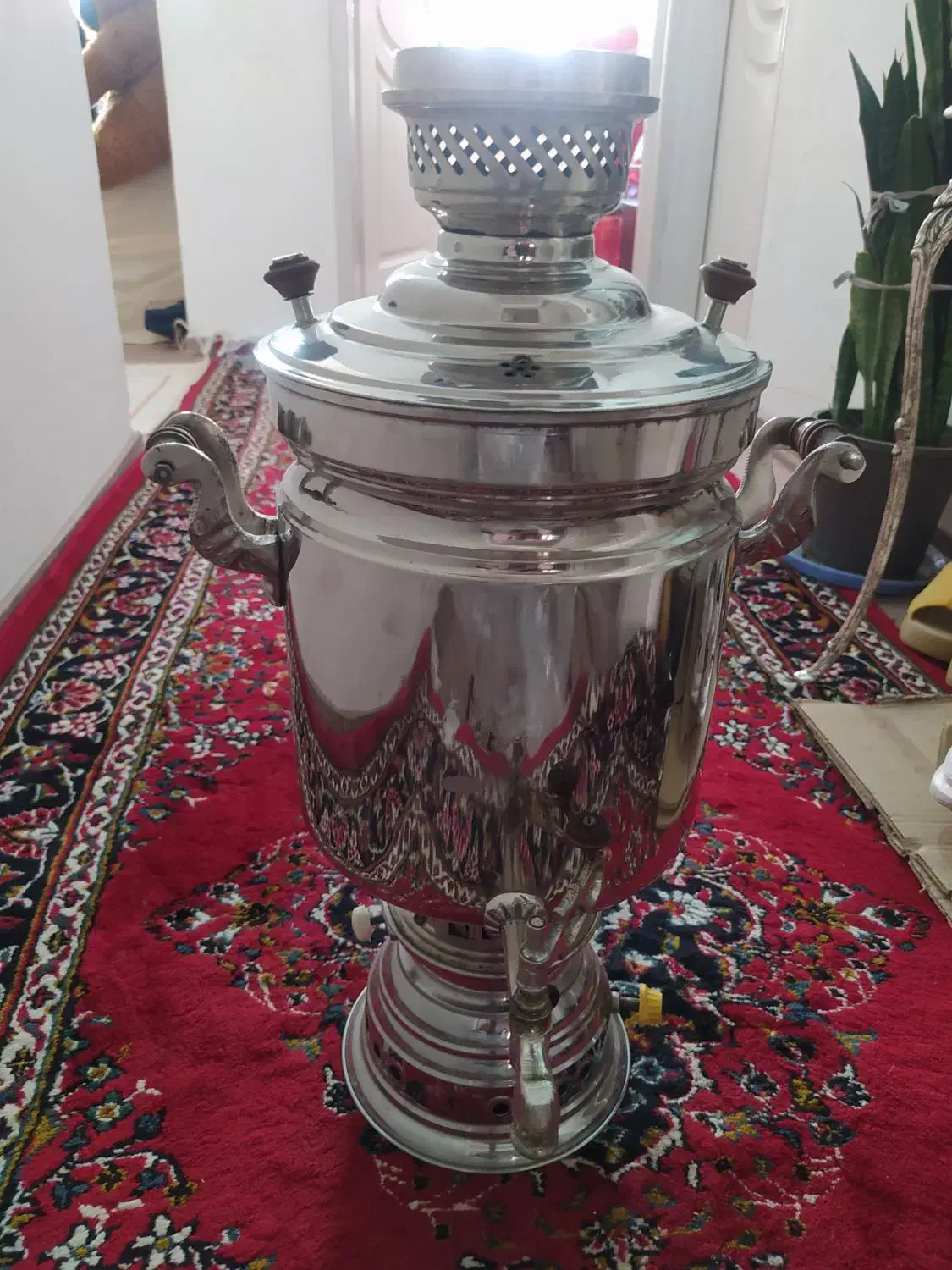 سماور گازی مجلسی تمام برنز سفید سنگین وزن|سماور، چای‌ساز، قهوه‌ساز|سهند, |دیوار