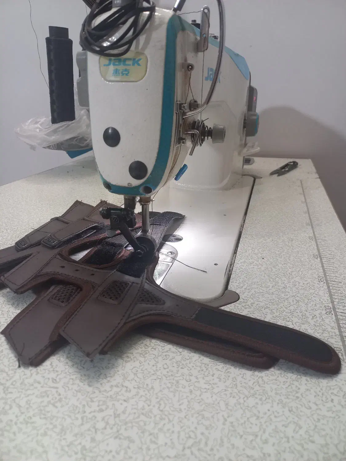 خیاط صندل دوز|استخدام صنعتی، فنی، مهندسی|قم, پردیسان|دیوار