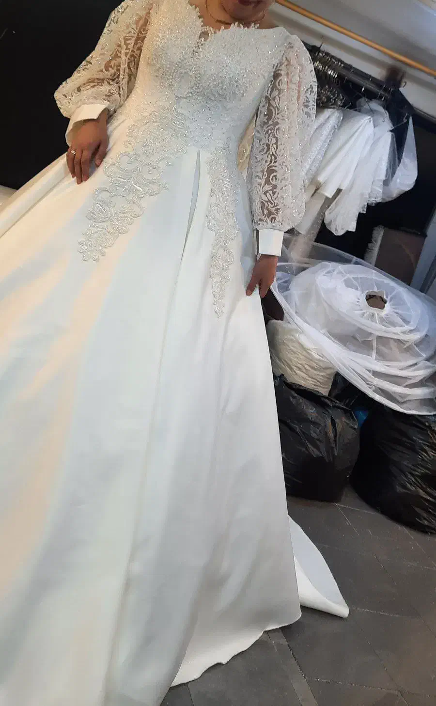 لباس عروس|لباس|پاکدشت, حصار امیر|دیوار