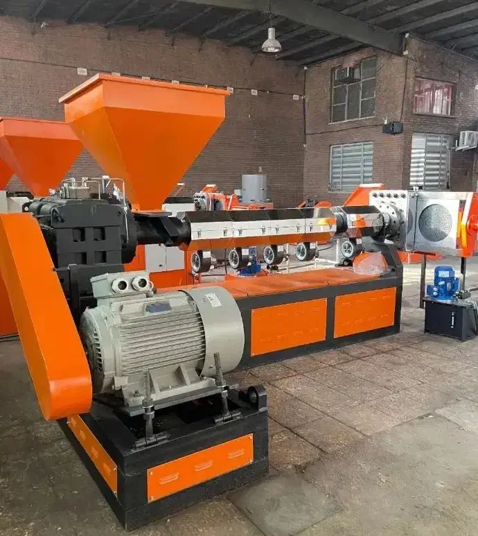 کارگر ساده با بیمه و حقوق وزارت کار|استخدام صنعتی، فنی، مهندسی|محمدیه-قزوین, |دیوار