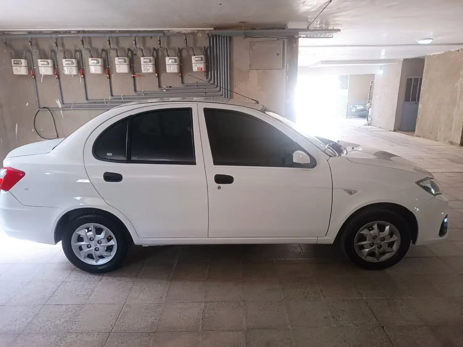 ساینا s مدل ۴۰۳ استاندارد ۸۵ گانه|خودرو سواری و وانت|هشتگرد, هشتگرد قدیم|دیوار