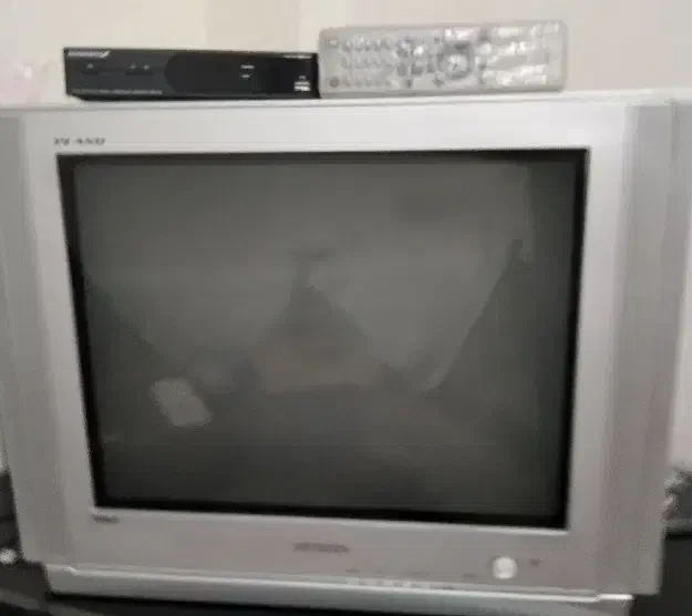 تلویزیون ۲۱ اینچ سامسونگ|تلویزیون و پروژکتور|کرمانشاه, |دیوار