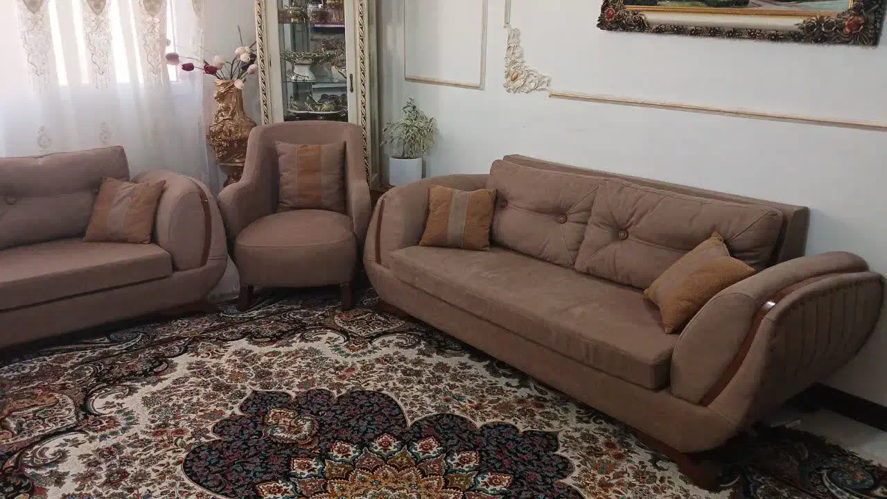 مبل راحتی ۸ نفره|مبلمان خانگی و میز عسلی|مشهد, فریزی|دیوار