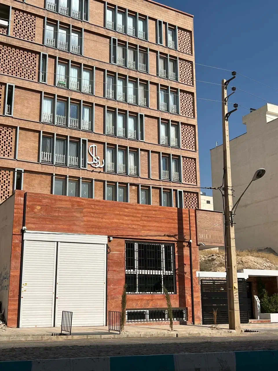 آپارتمان2خوابه/125متری/کلید نخورده/کم واحد|فروش آپارتمان|صدرا-فارس, فاز ۱|دیوار