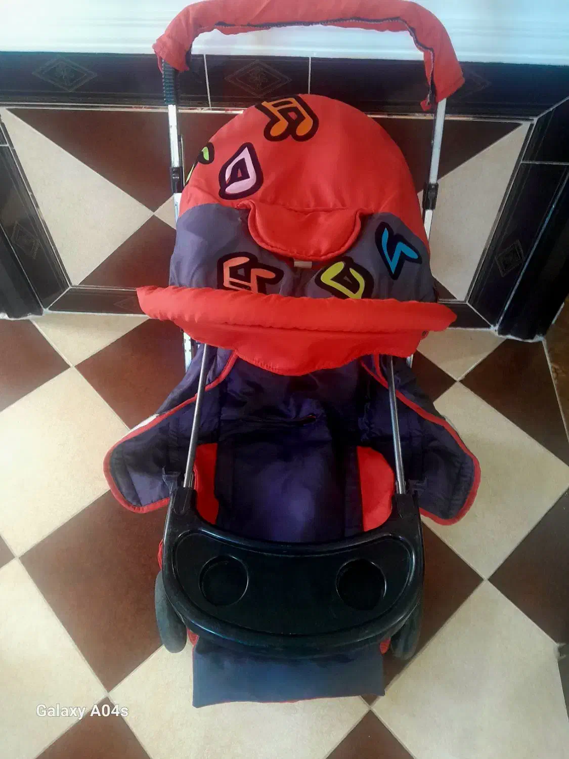 کالسکه بچه|کالسکه و لوازم جانبی|نهاوند, |دیوار