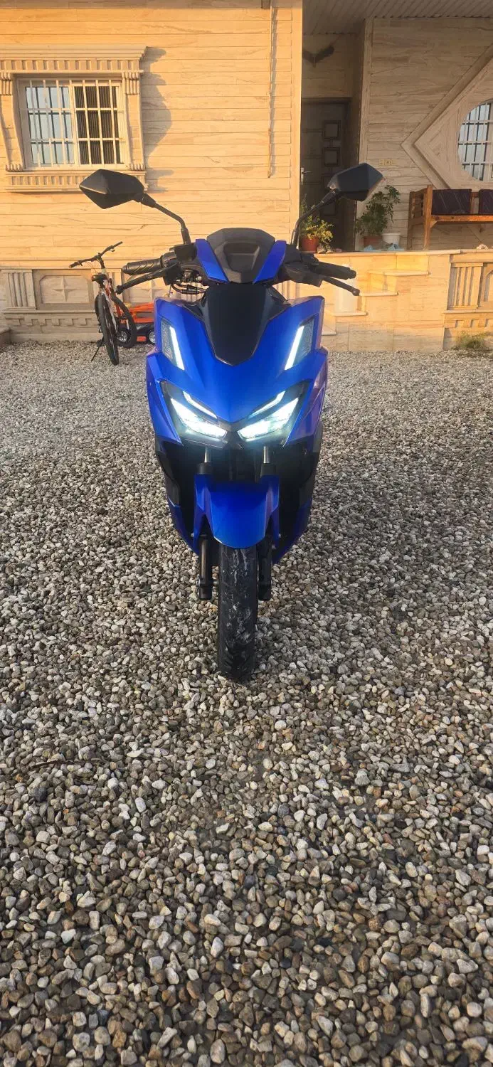 موتور کلیک ۱۸۰ آبی رینگ قهوه ای|موتورسیکلت|سیمین شهر, |دیوار