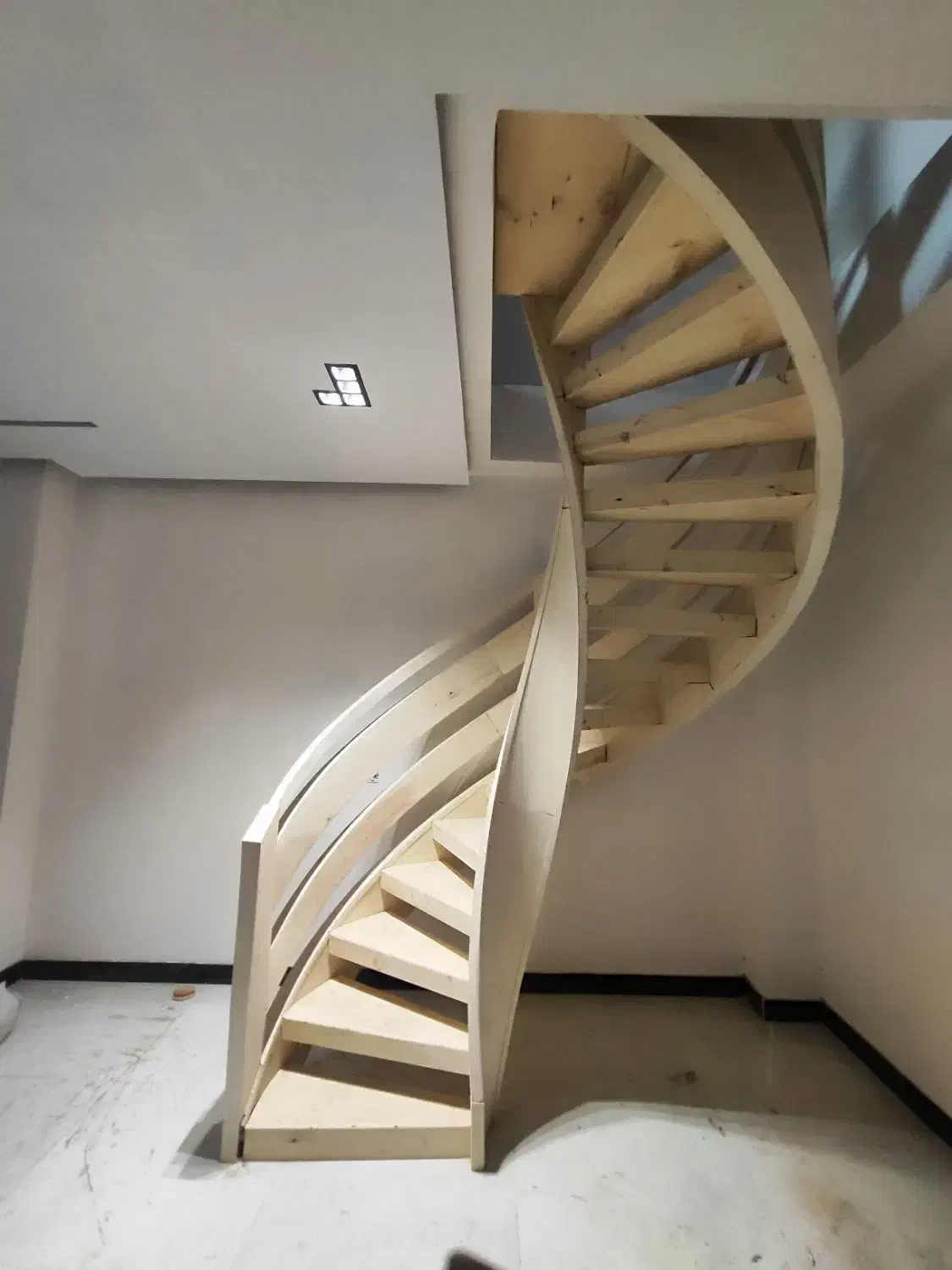 اجرای  پله گرد چوبی|خدمات پیشه و مهارت|تهران, سهروردی|دیوار