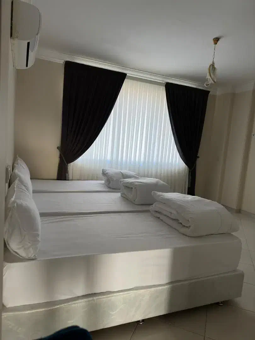 استخدام خانه دار|استخدام سرایداری و نظافت|مشهد, آیت الله خامنهای|دیوار