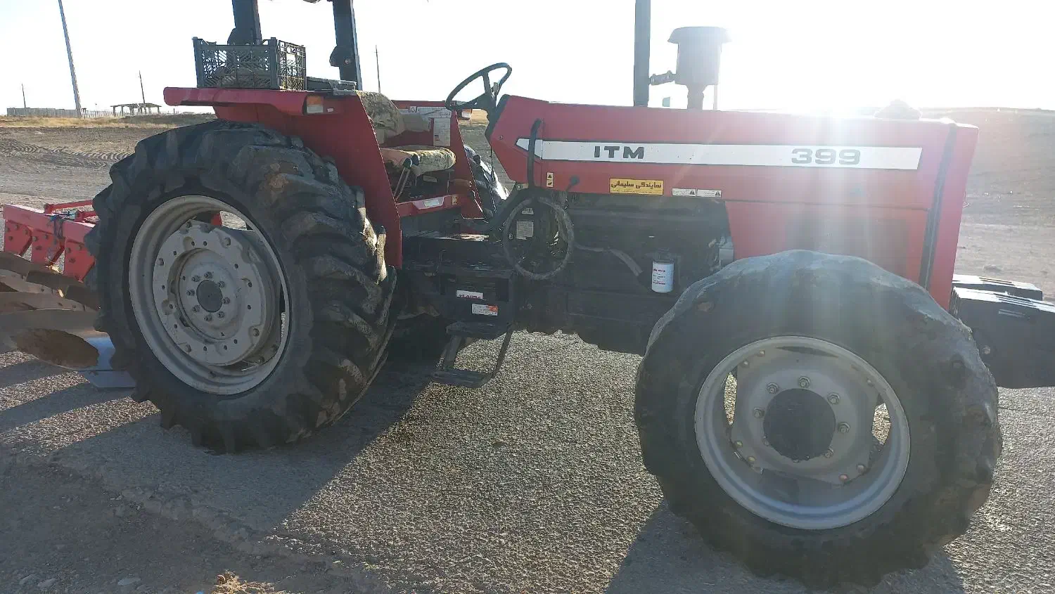 تراکتور۳۹۹|خودرو سنگین|بیجار, |دیوار