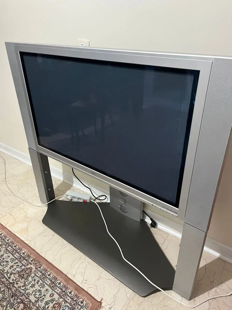 تلویزیون ۴۲ اینچ ال جی|تلویزیون و پروژکتور|تهران, تهرانپارس غربی|دیوار