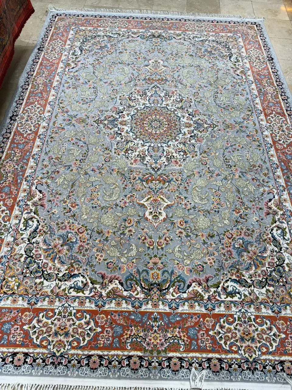 فرش جفت ۹ متری ۷۰۰شانه|فرش|قدس, شهرقدس|دیوار