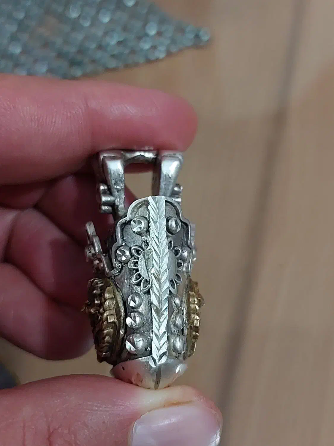 گردنی نقره تاج|جواهرات|تهران, مخصوص|دیوار