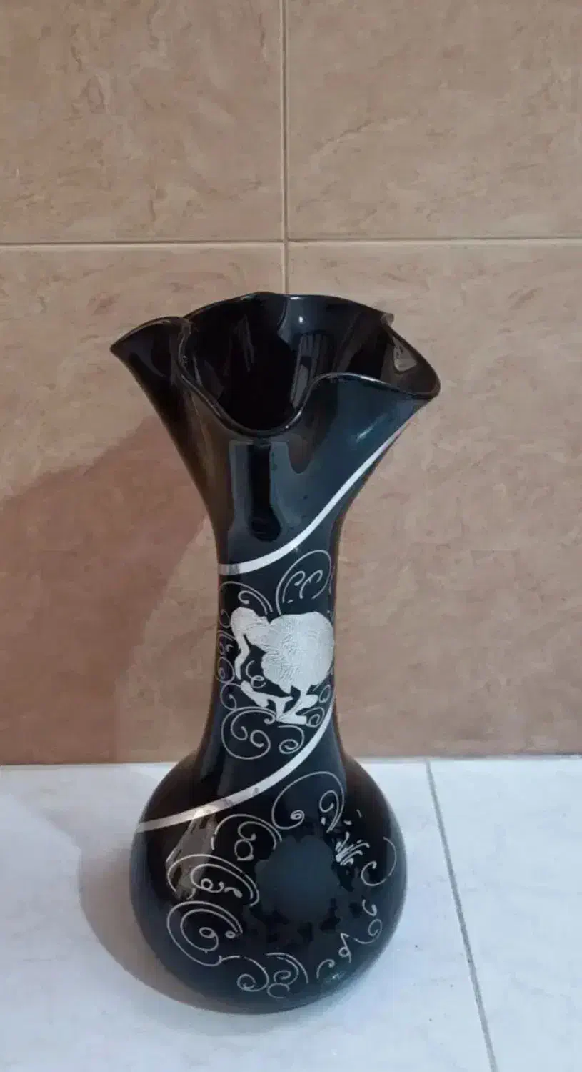 گلدان های مختلف|گل مصنوعی|قم, نخودی|دیوار