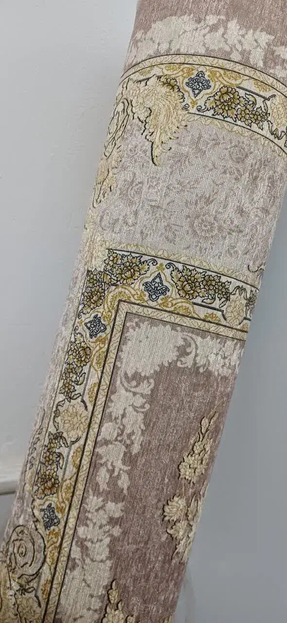 فرشینه|فرش|قم, باغ شریفی|دیوار