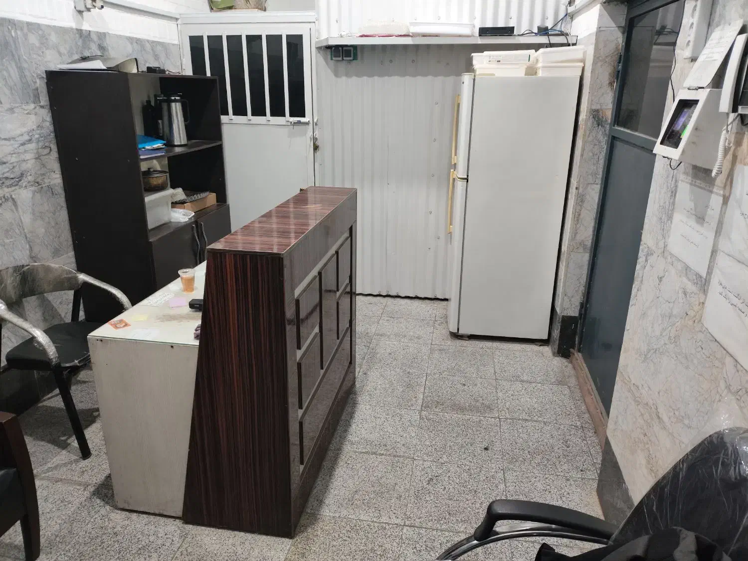 نگهبانی آقا ساده شرکت تولیدی(نیروی حراست شرکت)|استخدام صنعتی، فنی، مهندسی|قدس, شهرک صنعتی زاگرس|دیوار