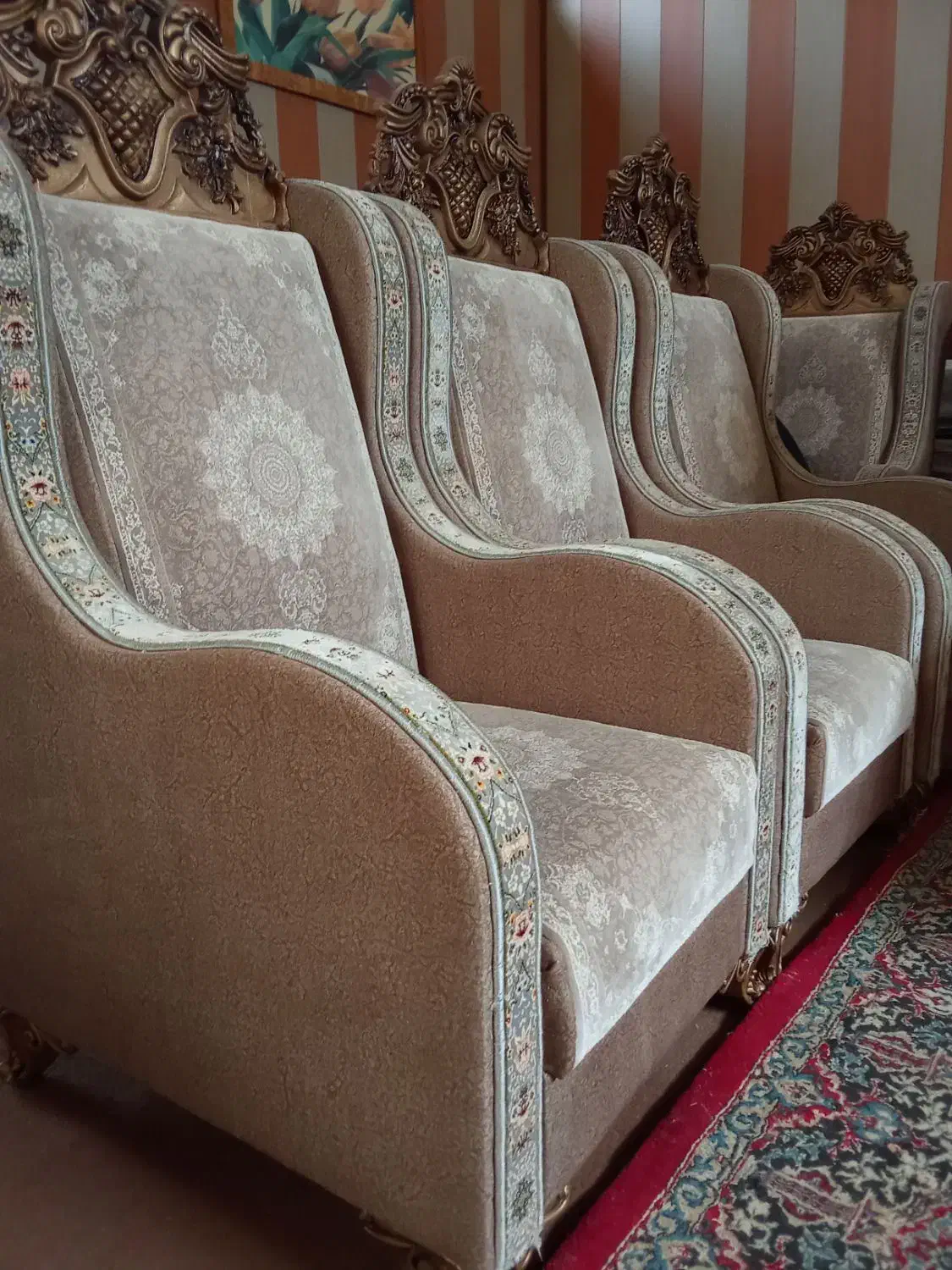 مبل/مبل قالی/مبل کلاسیک|مبلمان خانگی و میز عسلی|زرند, |دیوار