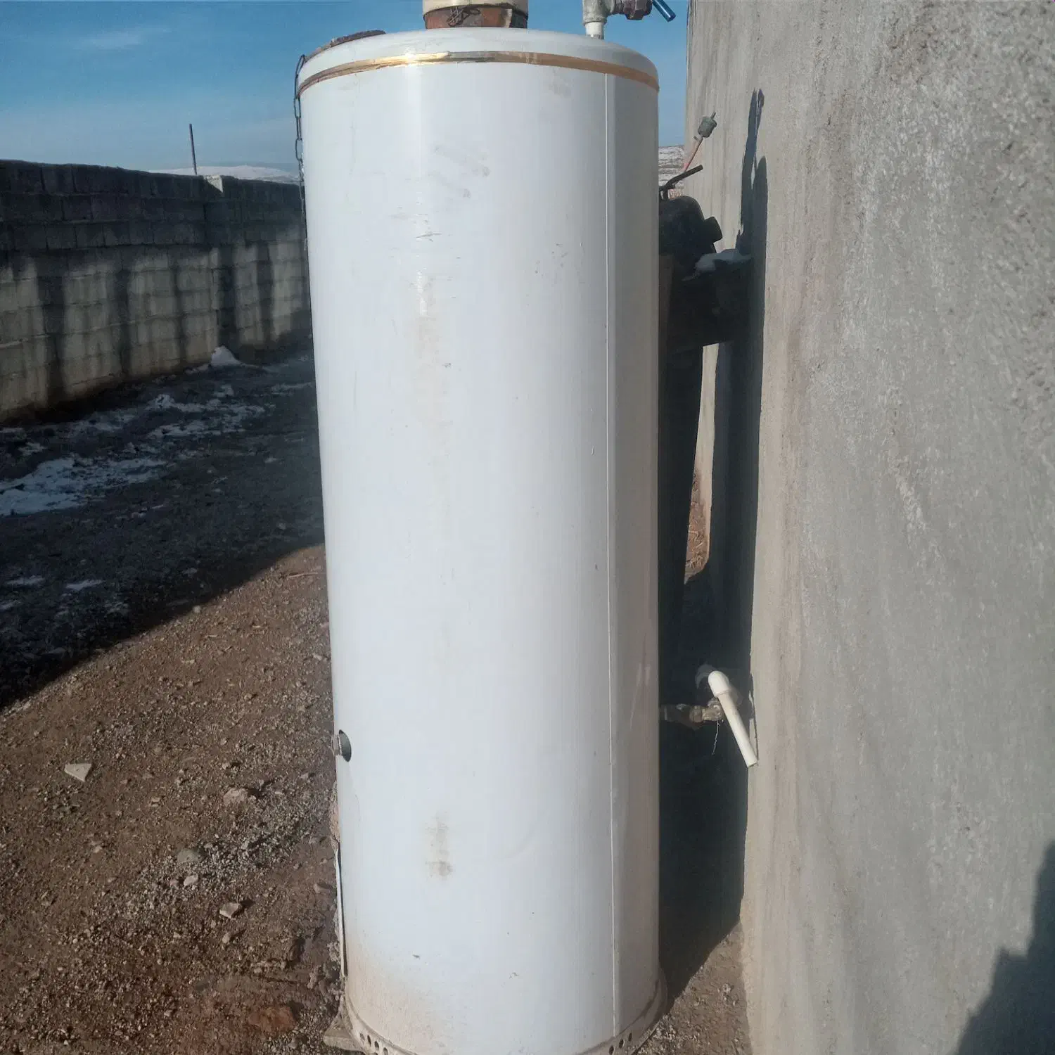 ابگرمکن.زمینی|آبگرمکن، پکیج، شوفاژ|اهر, |دیوار