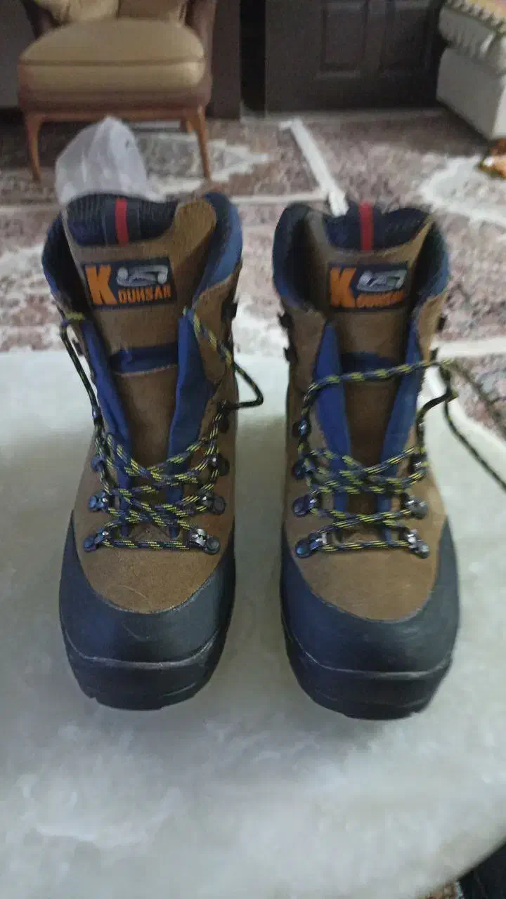 پوتین کوهنوردی|کوهنوردی و کمپینگ|سنندج, |دیوار