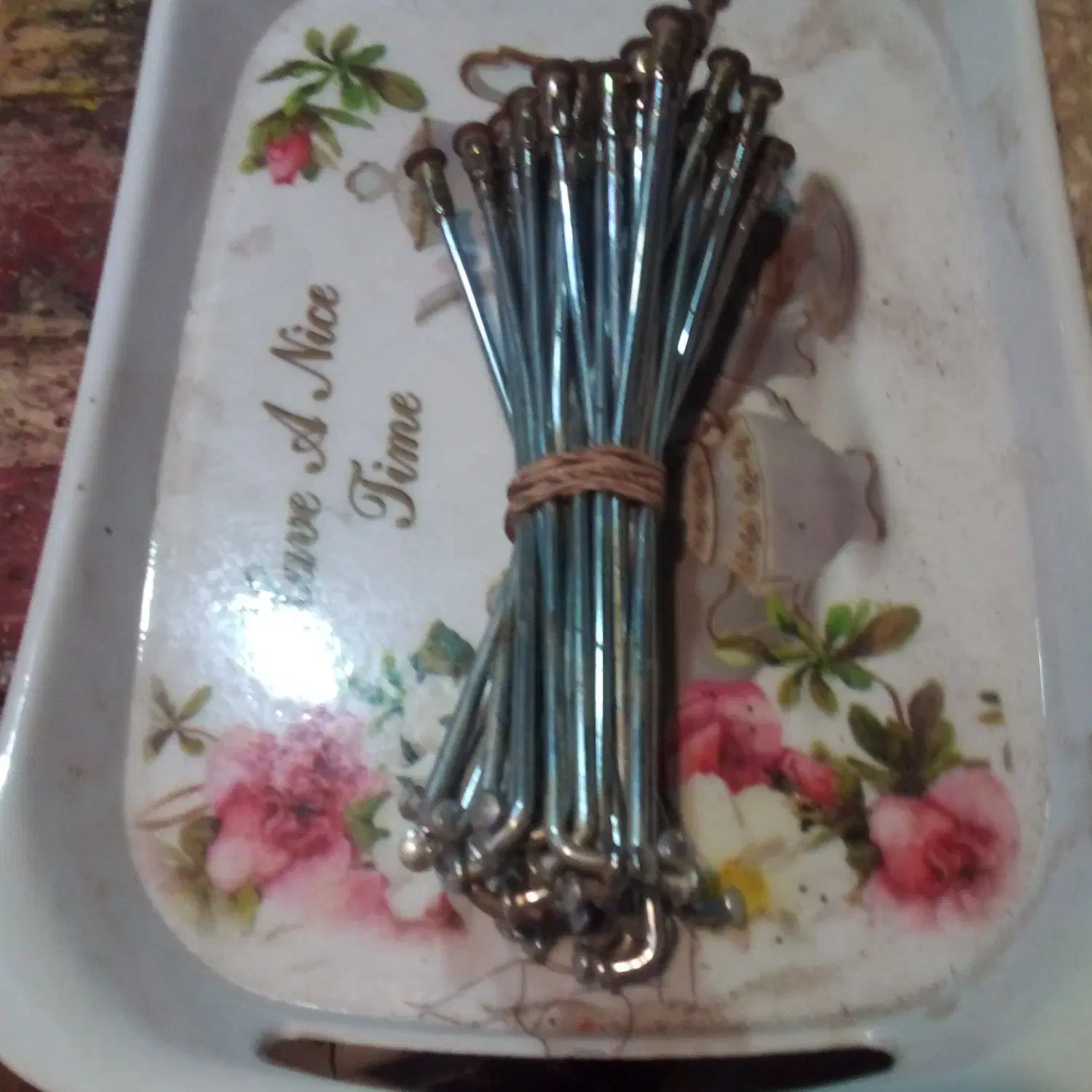 چاقو|ظروف سرو و پذیرایی|سبزوار, قصبه شرقی|دیوار