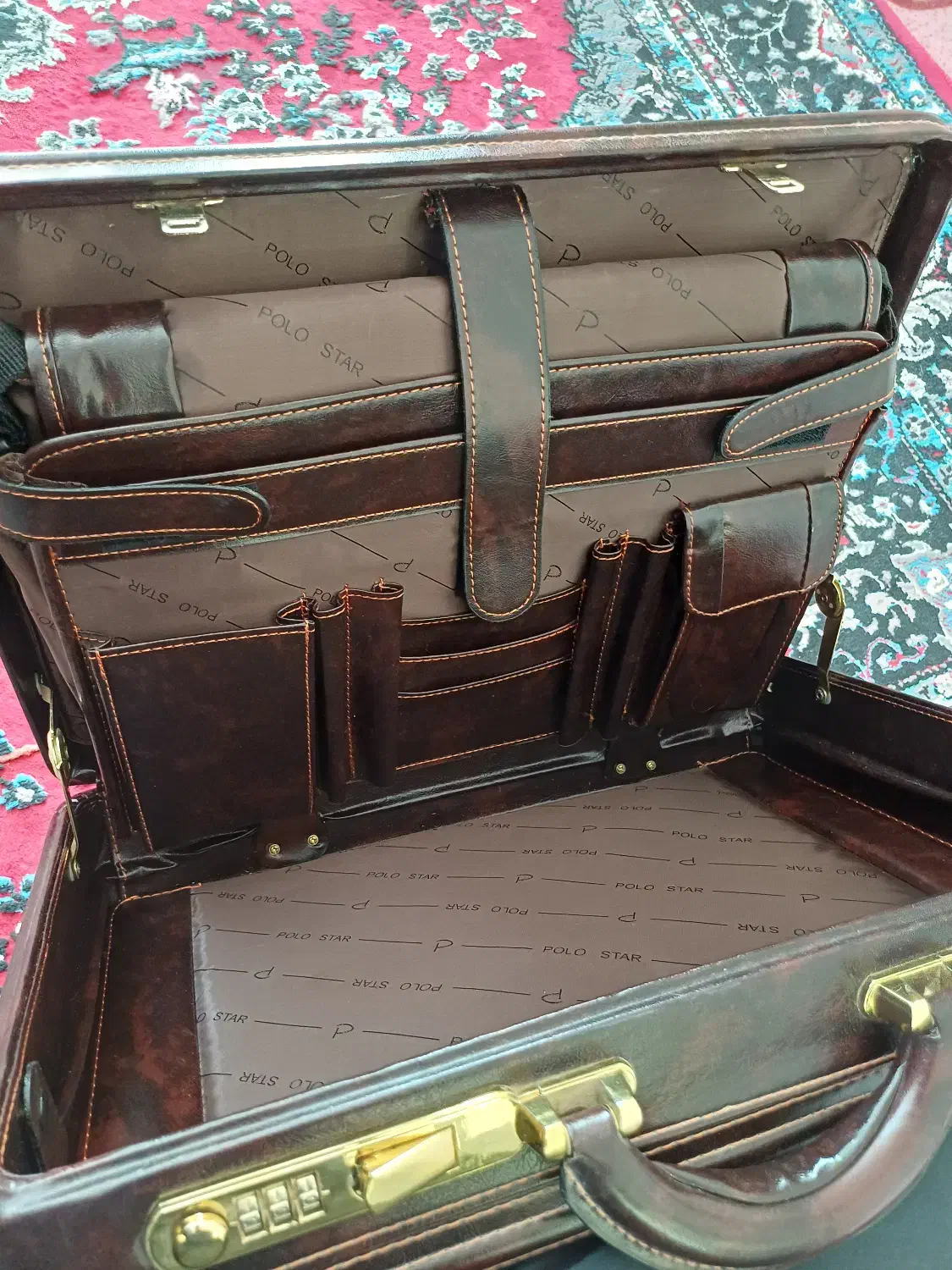 کیف اداری|کیف، کفش، کمربند|اراک, |دیوار