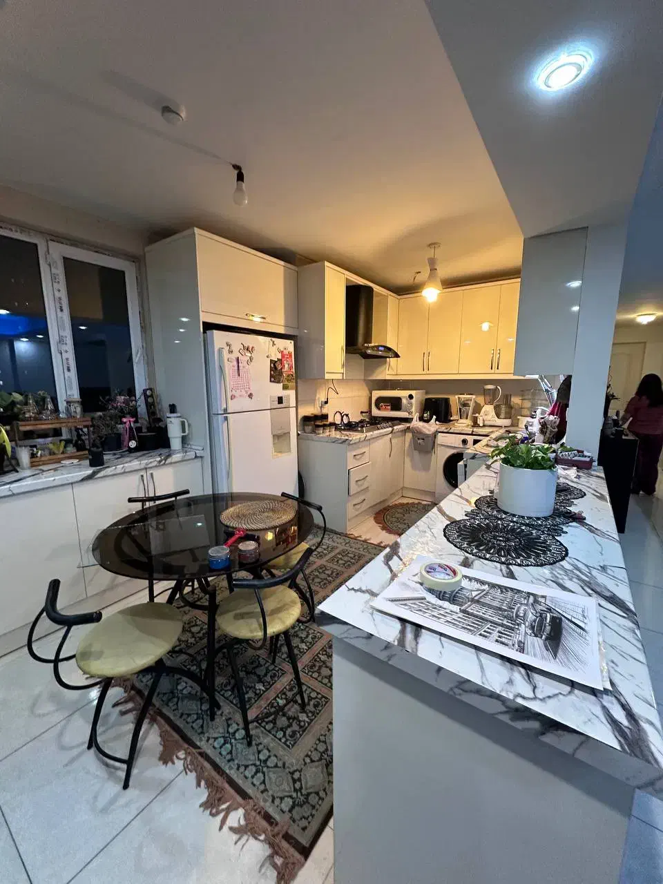 اجاره واحد۱۳۰متری۳خواب خوشنقشه نورگیر کوهک