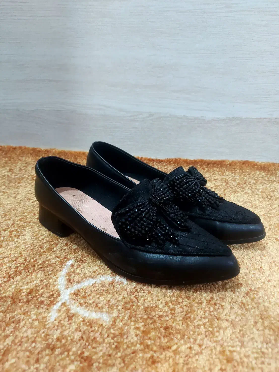 کفش مجلسی|کیف، کفش، کمربند|کازرون, |دیوار