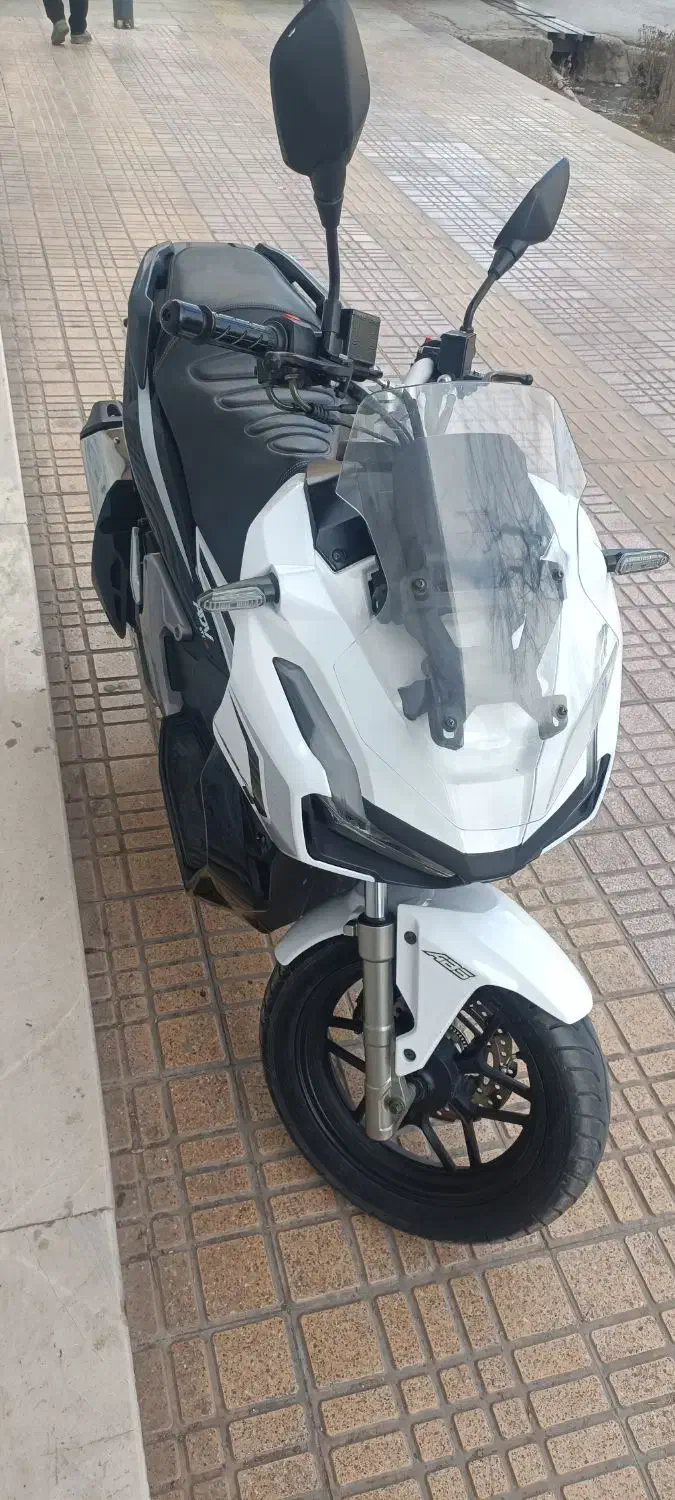 ای دی وی طرح کبیر|موتورسیکلت|اصفهان, نقش جهان|دیوار