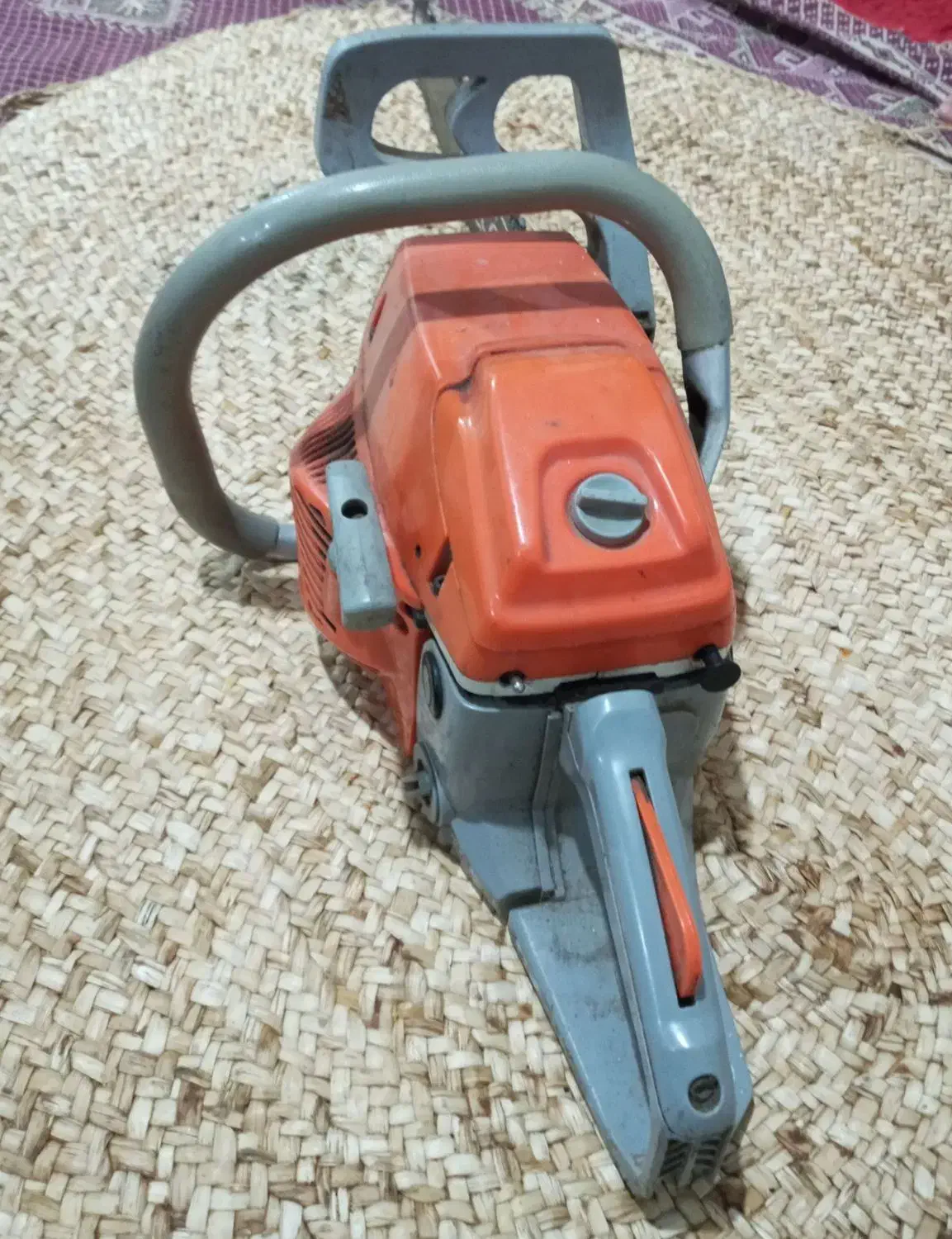 اره بنزینی مشعوف|ابزارآلات|رشت, پیرکلاچای|دیوار