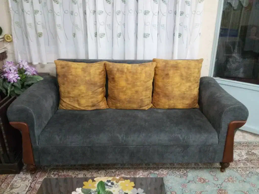 مبل ۷ نفره و میز ناهارخوری|مبلمان خانگی و میز عسلی|دماوند, گیلاوند|دیوار