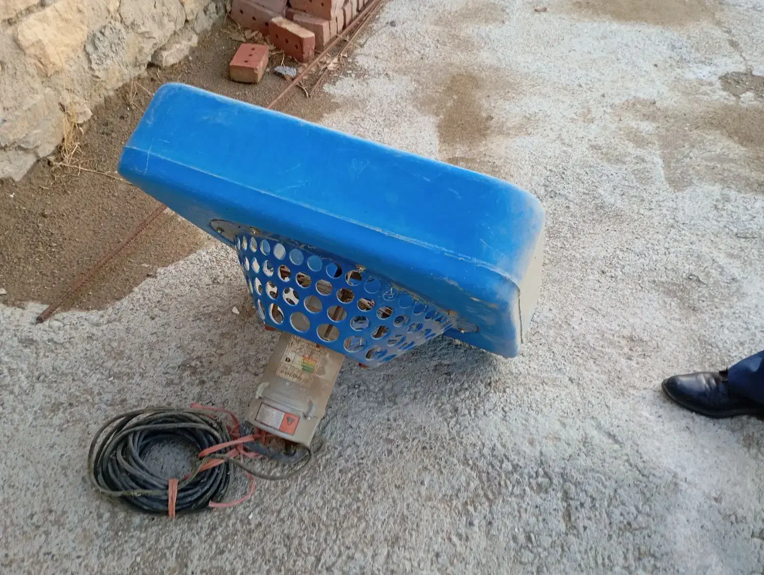 اسپلایش واسه ماهی داخل استخر|ماهی|مهاباد (آذربایجان غربی), |دیوار