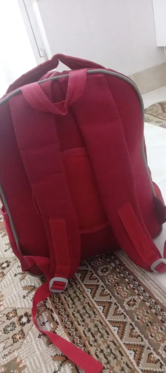 کیف مدرسه|کیف، کفش، کمربند|مرند, |دیوار