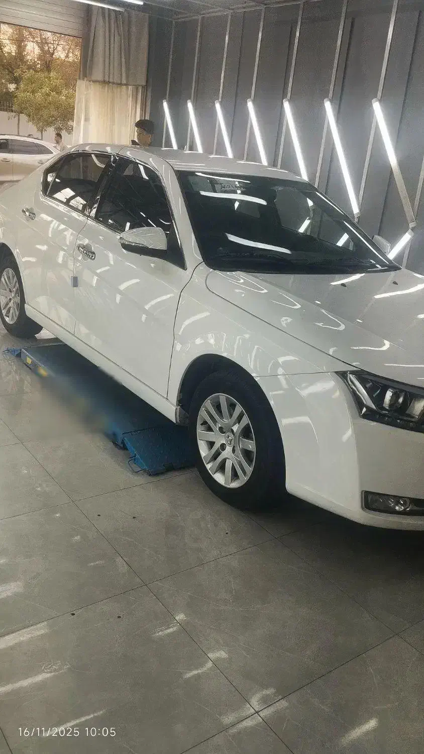 دنا پلاس1401|خودرو سواری و وانت|مشهد, انقلاب|دیوار