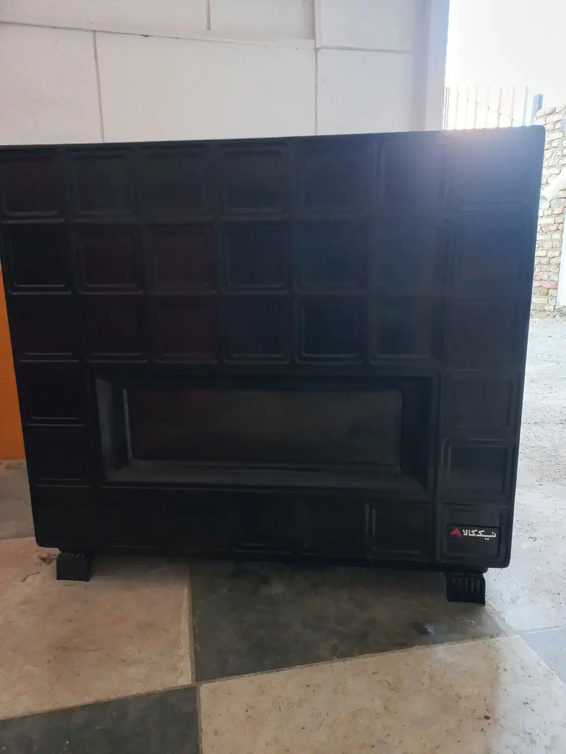 بخاری ۱۴۰۰۰ نیک کالا کاملا تمیز و نو|بخاری، هیتر، شومینه|تربتحیدریه, آغوی|دیوار