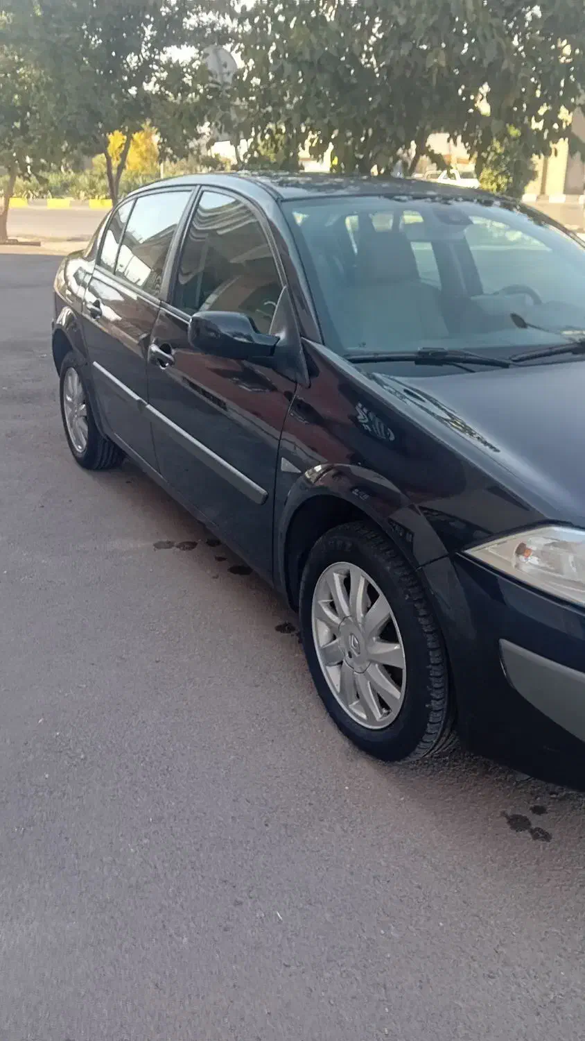 مگان ۲۰۰۰ اتوماتیک|خودرو سواری و وانت|شیراز, درکی|دیوار