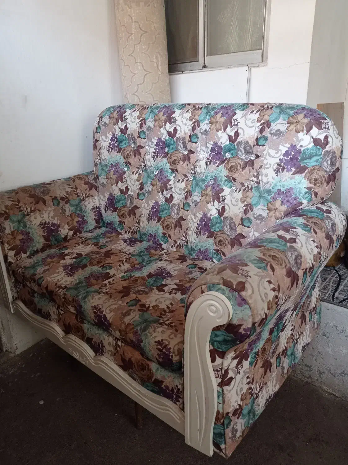 مبل دونفره|مبلمان خانگی و میز عسلی|بندر انزلی, امامزاده|دیوار